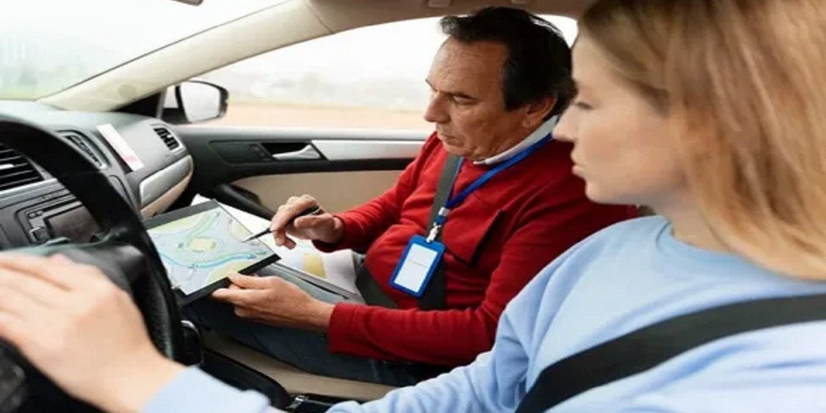 How to Choose Affordable Driving School London 2026?