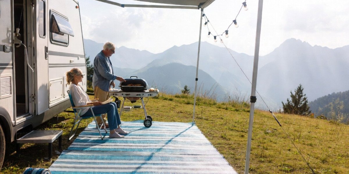 Aiyisi Plastic Outdoor RV Mat Smart Addition